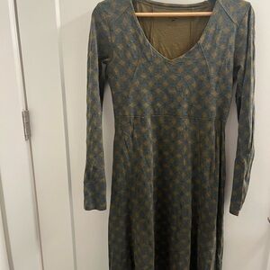 Horny Toad Blue and Gold Long Sleeve Dress